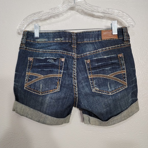 Underground Soul Women's Jean Shorts Size 7 Rolled Up Cuffed Boho Western - Picture 2 of 9